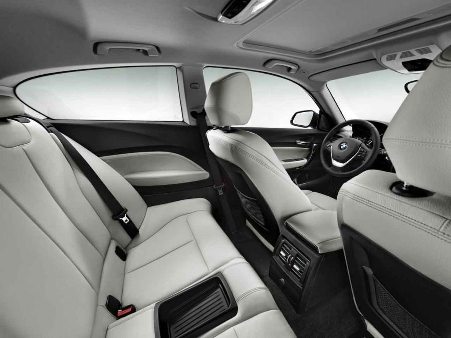  BMW 1-Series 2013 года  (фото 13 из 42)